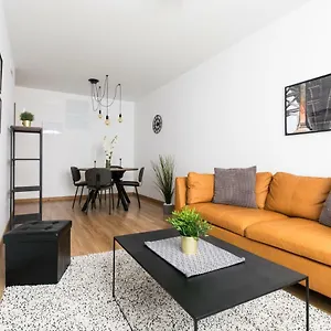 apartamento-la-nuit.adeje-hotels.com/
